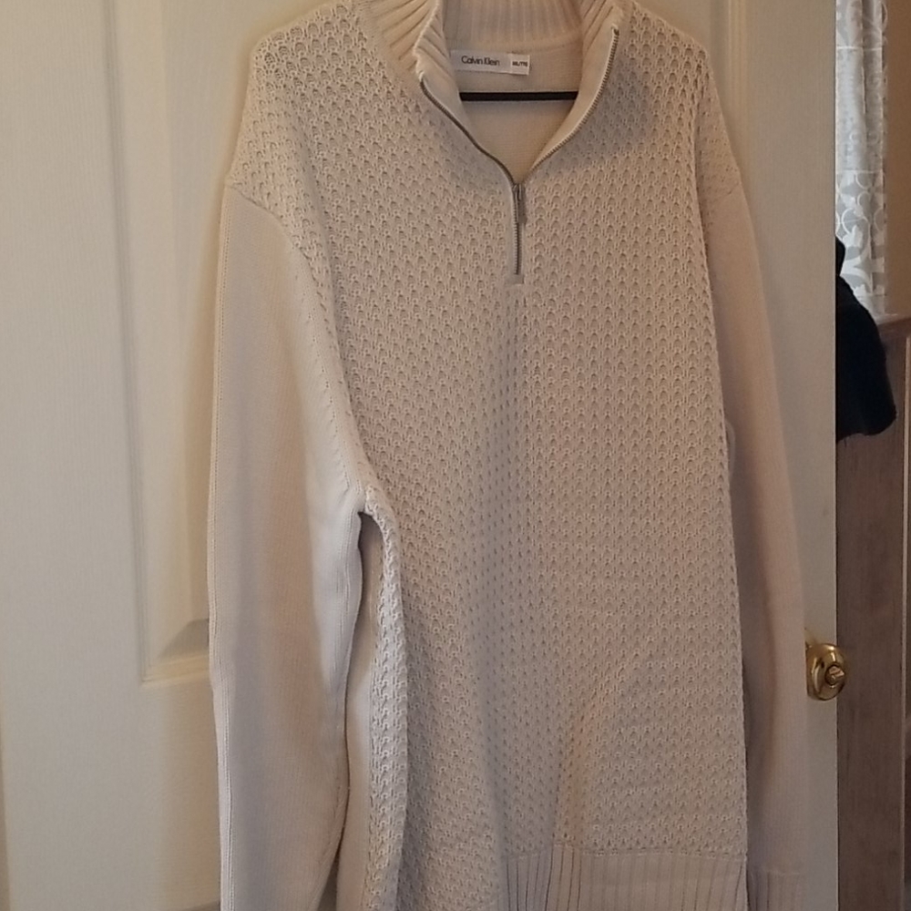 Beige/ Cream Sweater Pullover